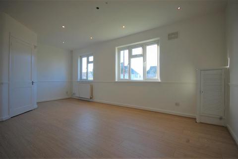 undefined, Appletree Avenue, West Drayton UB7