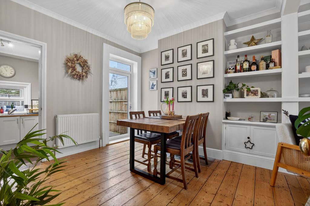 Dining Room (2)
