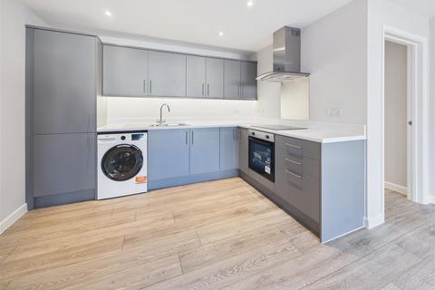 undefined, Homefield Road, Walton-on-Thames