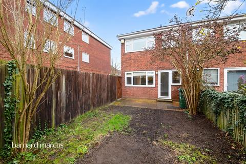 2 bedroom end of terrace house for sale, Cameron Close, London