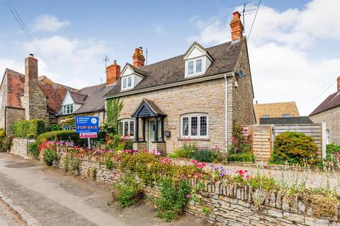 undefined, Main Street, Evesham WR11