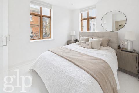 1 bedroom flat to rent, D'arblay Street, Soho, W1F