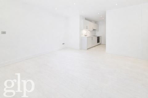 1 bedroom flat to rent, D'arblay Street, Soho, W1F