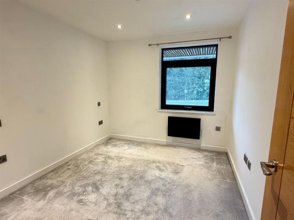 Bedroom.JPG