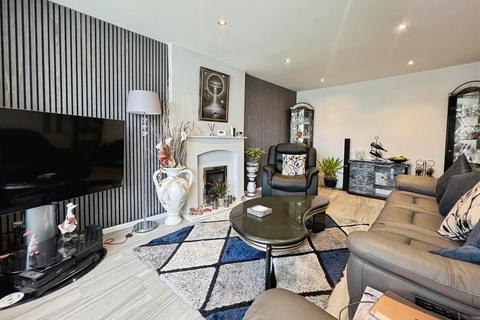 undefined, Lichfield Mount, Bradford BD2