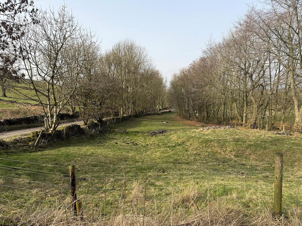 Land-off-the-Gates,-Taddington.jpg