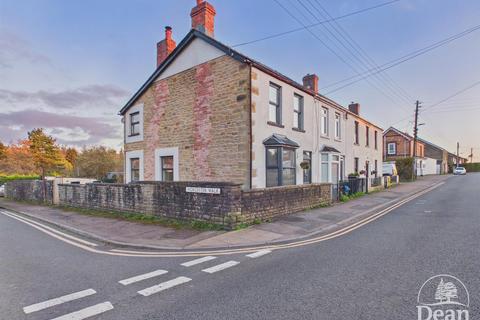 2 bedroom end of terrace house for sale, North Road, Broadwell, Coleford