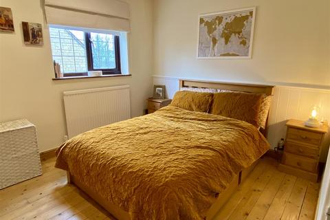 3 bedroom detached house for sale, 3 St. Marys Close, Lower Swell