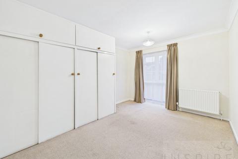 3 bedroom end of terrace house for sale, Thelton Avenue, Horsham RH12