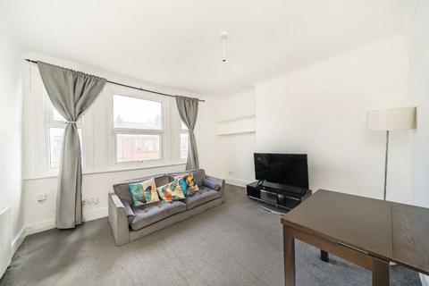 1 bedroom flat to rent, Garratt Lane, London SW18
