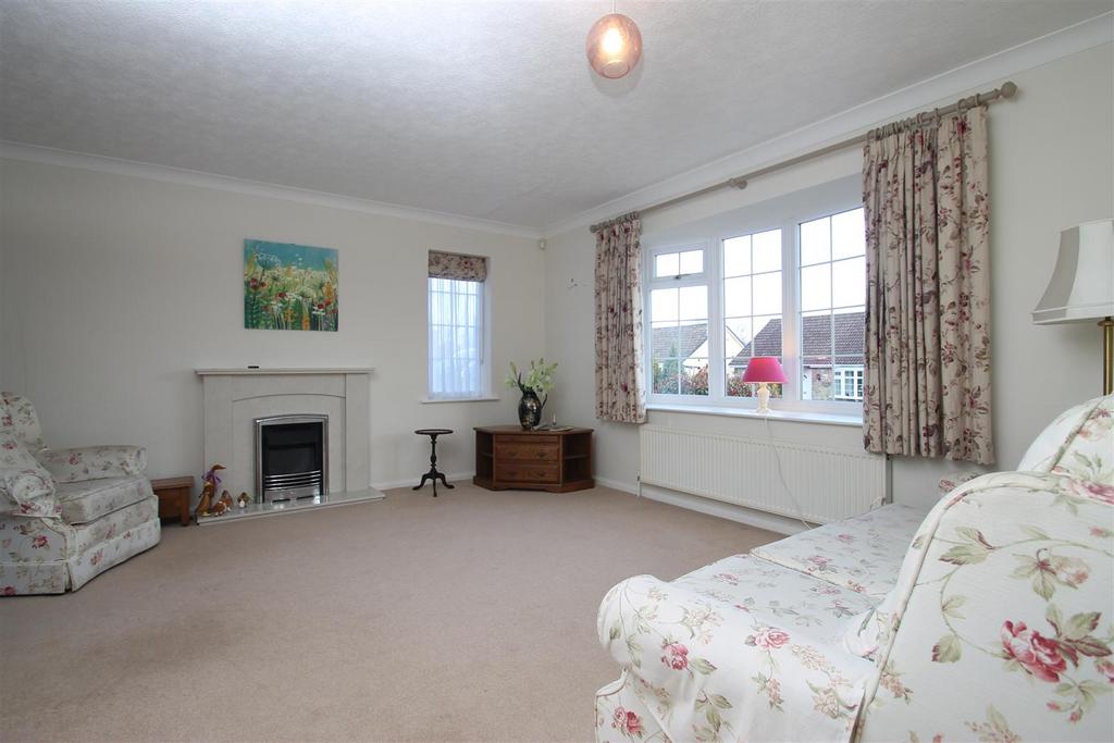 Sitting room.JPG
