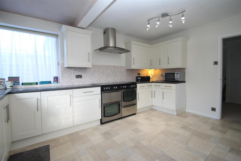 Kitchen other side.JPG