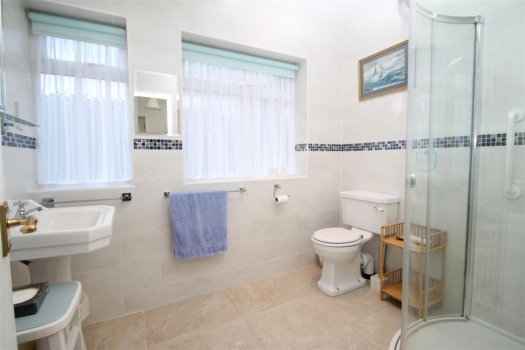 Shower room.JPG