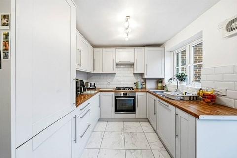 3 bedroom terraced house for sale, Moss Way, Dartford, Kent, DA2
