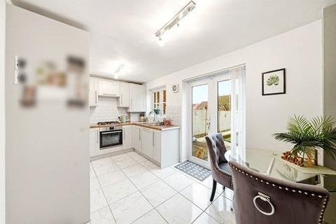 3 bedroom terraced house for sale, Moss Way, Dartford, Kent, DA2