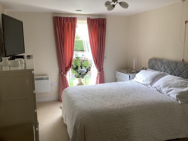 Bedroom One.jpg