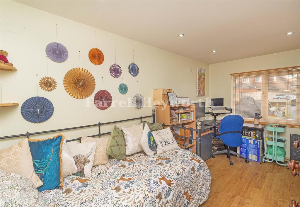 Bedroom 4 or office