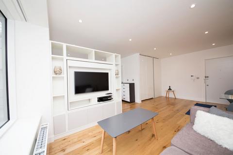 undefined, Lampton Road, Hounslow TW3