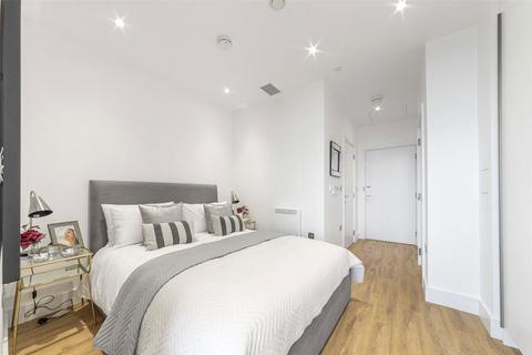 undefined, West Gate, London W5