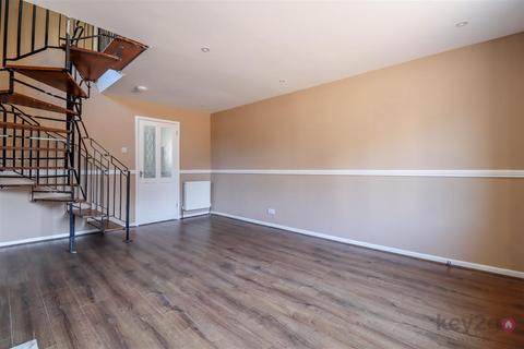 2 bedroom semi-detached house for sale, Oakworth Close, Halfway, Sheffield, S20