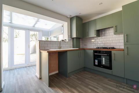 2 bedroom semi-detached house for sale, Oakworth Close, Halfway, Sheffield, S20