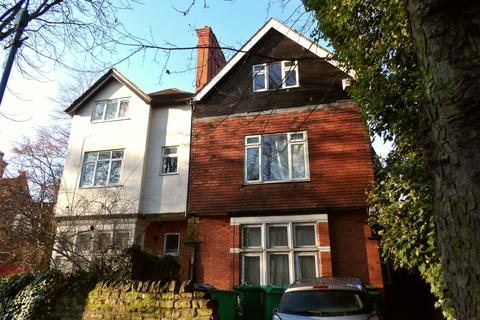 Chestnut Grove, Nottingham, NG3