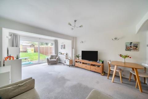 2 bedroom terraced house for sale, Ryelands Close, Caterham CR3