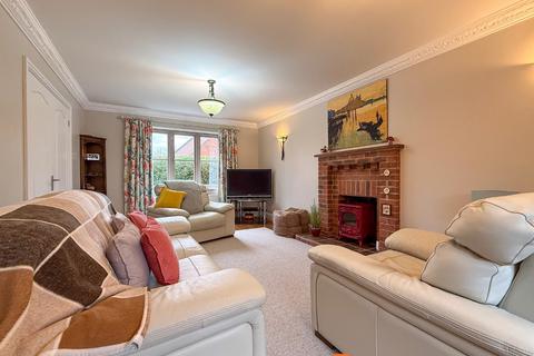 4 bedroom detached house for sale, Main Street, 7 NG23