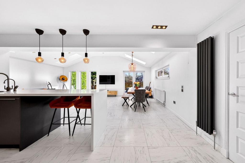 Kitchen/ Lounge