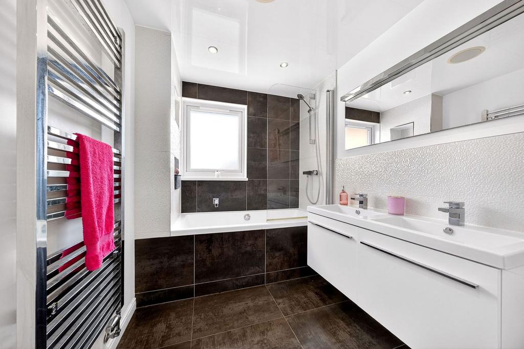 Family bathroom