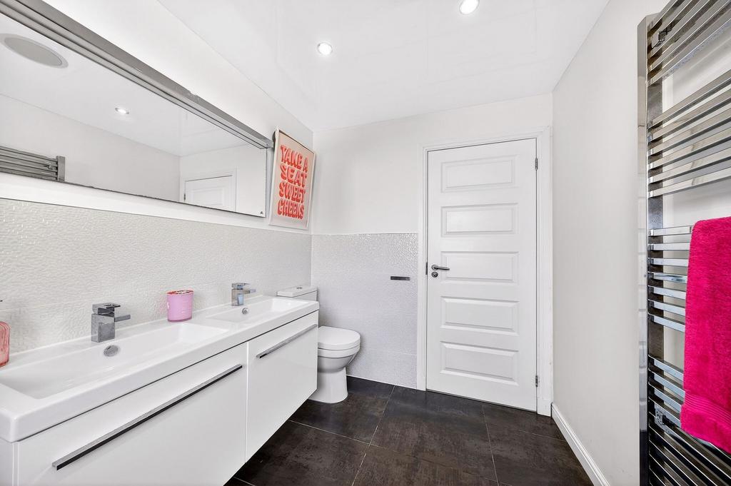 Family bathroom