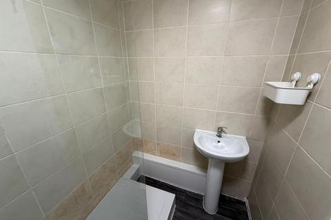 1 bedroom flat to rent, Oriel Road, Bootle, L20