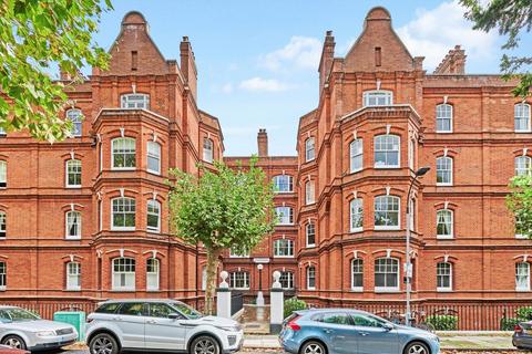 2 bedroom flat to rent, Queen's Club Gardens, London W14