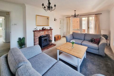 undefined, St Peters Close, Henley, IP6