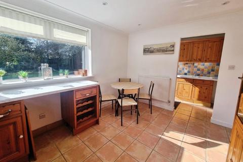 undefined, St Peters Close, Henley, IP6