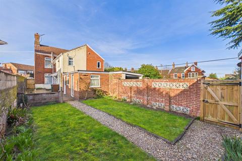 undefined, Theatre Street, Dereham