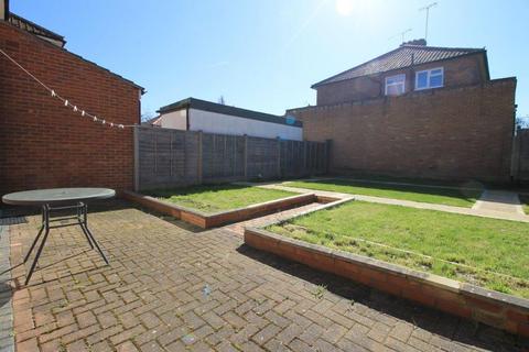 undefined, Whitton Avenue East, Greenford UB6