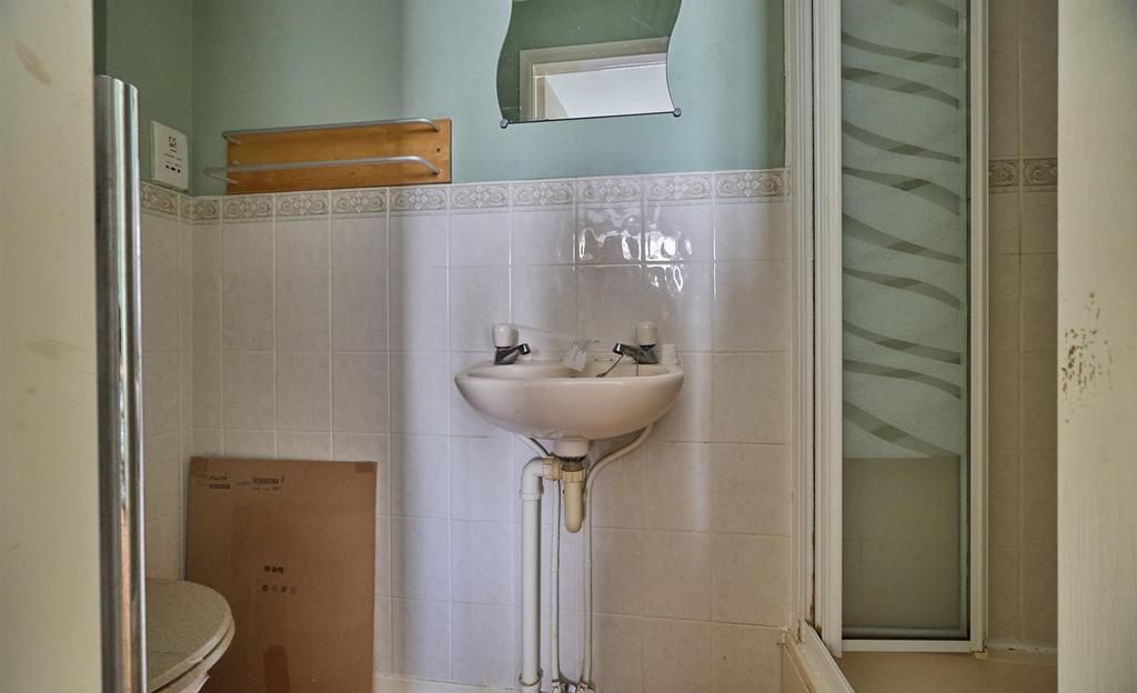 En Suite shower room