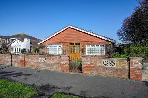 3 bedroom detached bungalow for sale, Links Road, Gorleston, Great Yarmouth
