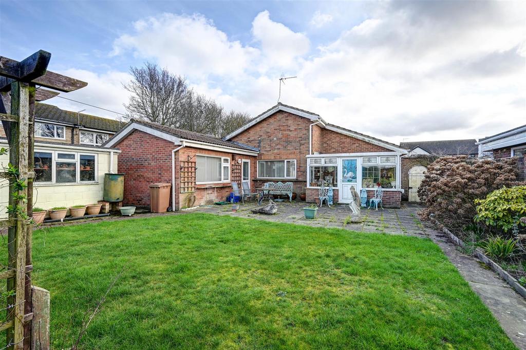 Rear of property 2.jpg