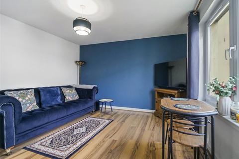 undefined, Comelypark Street, Gallowgate, Glasgow City, G31