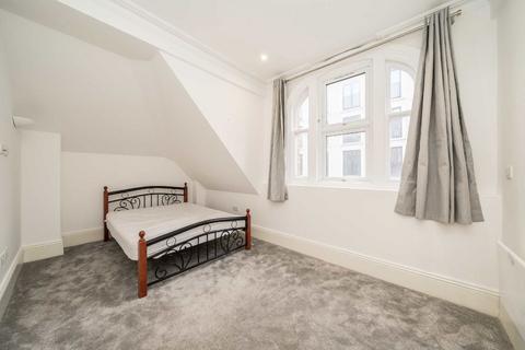 2 bedroom flat to rent, High Street, CROYDON CR0