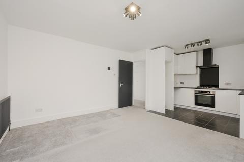 1 bedroom apartment for sale, Crescent Road, Wimbledon SW20