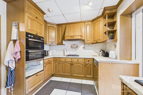 3 bedroom terraced house for sale, Hallowmoor Road, Sheffield S6