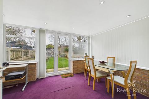 3 bedroom terraced house for sale, Hallowmoor Road, Sheffield S6