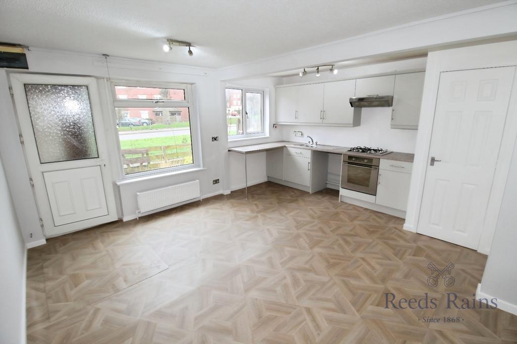 Living Room/Kitchen