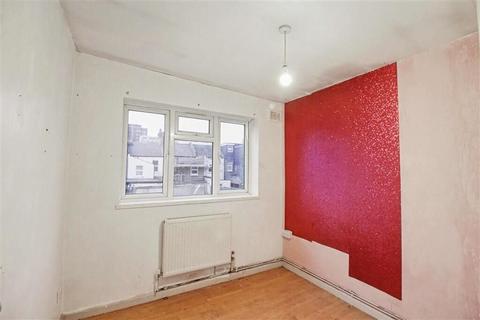 3 bedroom terraced house for sale, 48 Caistor Park Road, Stratford, London, E15 3PT