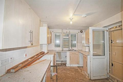 3 bedroom terraced house for sale, 48 Caistor Park Road, Stratford, London, E15 3PT