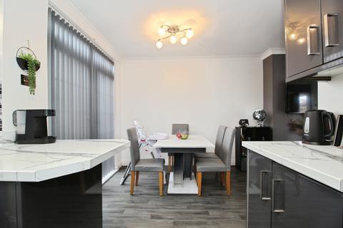 undefined, Staithe Avenue, Leeds, LS10