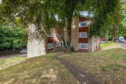 2 bedroom apartment for sale, Partridge Knoll, Purley CR8